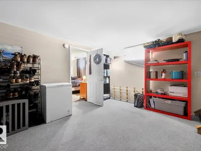 12331 107 ST NW photo 40