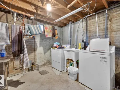12331 107 ST NW photo 49