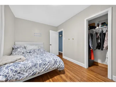 8812 79 ST NW photo 27