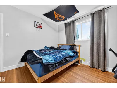 8812 79 ST NW photo 30