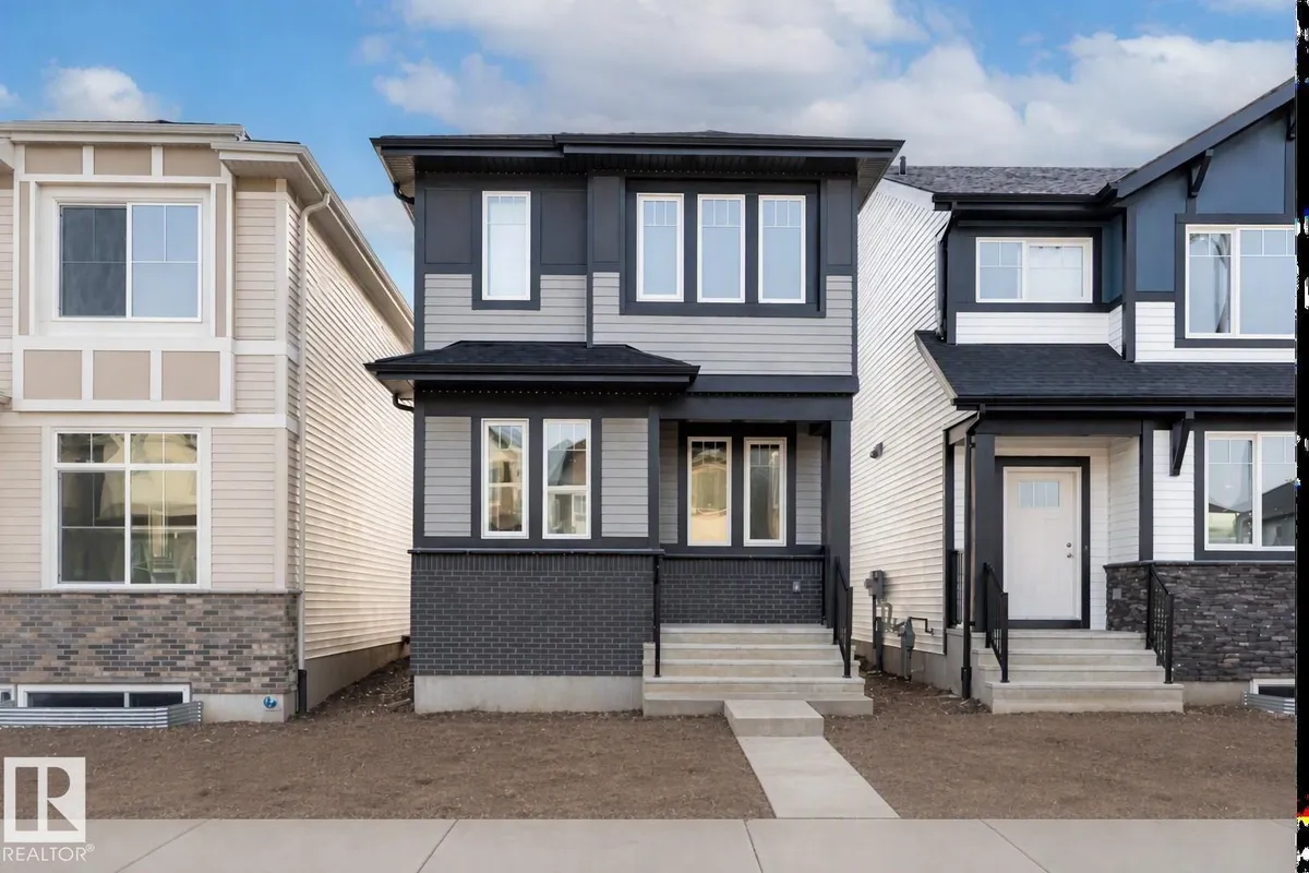 6407 63 St exterior