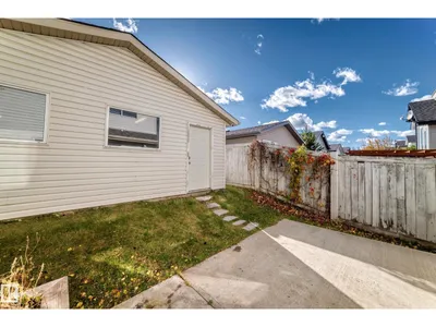 21211 59 AV NW photo 41