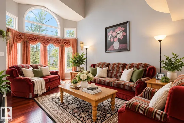 225 HEAGLE CR NW photo 2