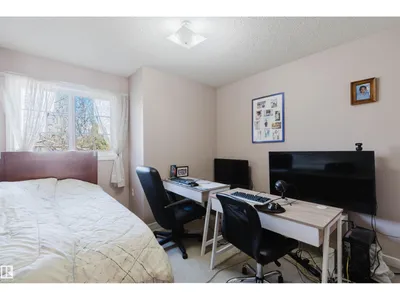 225 HEAGLE CR NW photo 23