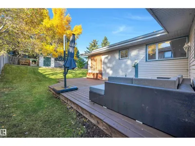 132 GARLAND CR photo 43