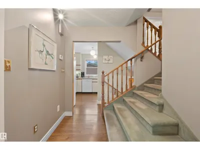 14640 88 AV NW photo 17