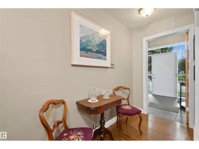 14640 88 AV NW photo 6