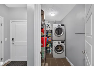 #117 2584 ANDERSON WY SW photo 4