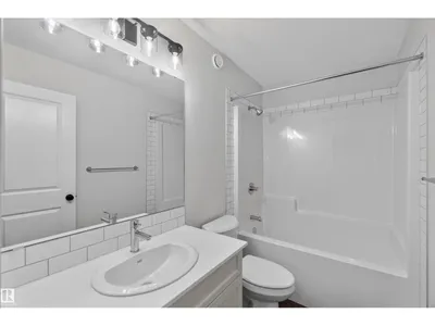 5 EMERSON LD photo 32
