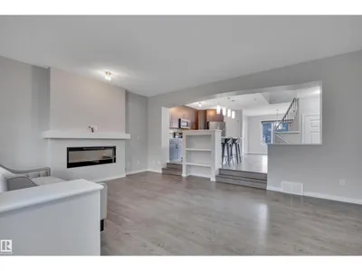 2801 Coughlan GR SW photo 8