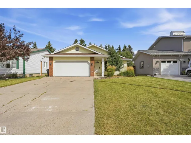 104 VILLAGE DO, Sherwood Park