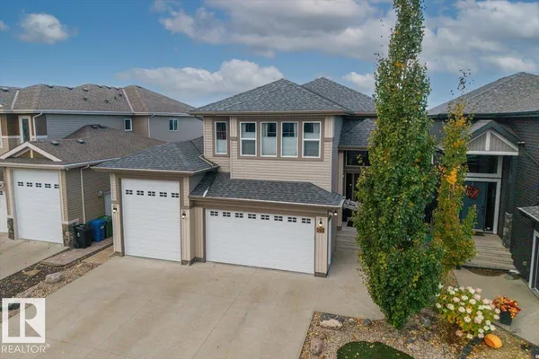 62 CHESTNUT WY photo 3