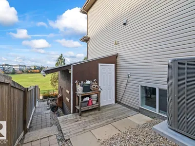 62 CHESTNUT WY photo 57