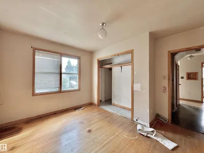 6209 106 ST NW photo 10