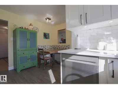14235 53 ST NW photo 17