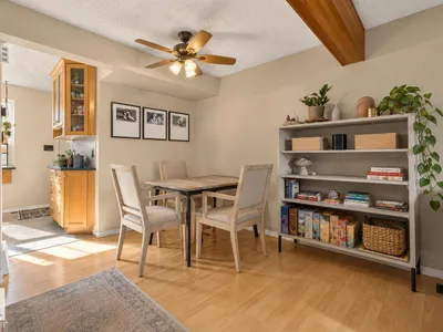 4709 26 AV NW photo 8