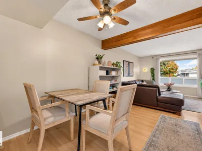 4709 26 AV NW photo 9