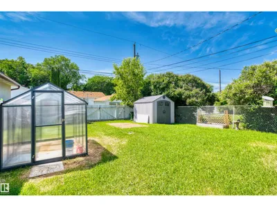 4233 116 AV NW photo 24