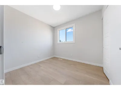 1768 48A ST NW photo 29