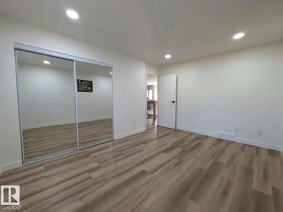 10672 153 AV NW photo 27