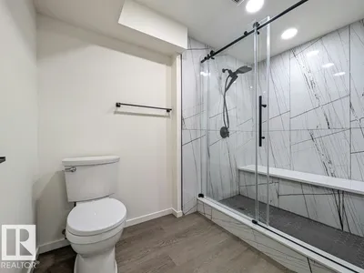 10672 153 AV NW photo 39