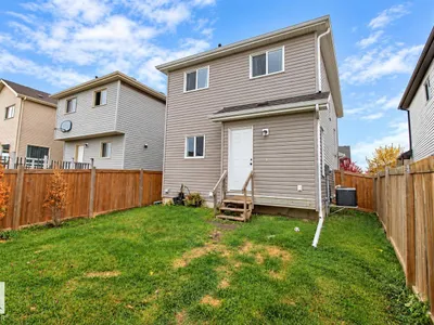 1316 29 AV NW photo 20