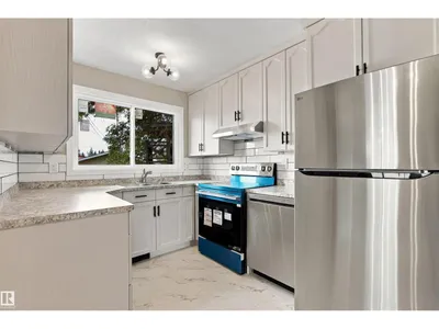 9908 99 ST photo 17