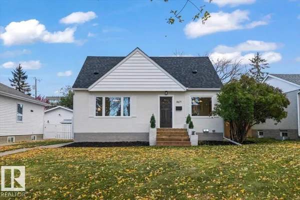 8671 76 ST NW photo 2
