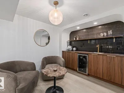 8671 76 ST NW photo 34