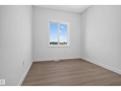 18631 130 ST NW photo 15