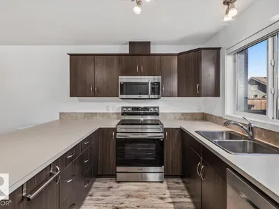 3122 ARTHURS CR SW photo 10