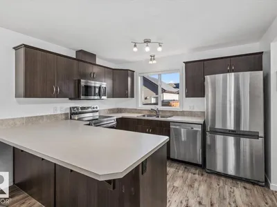 3122 ARTHURS CR SW photo 11