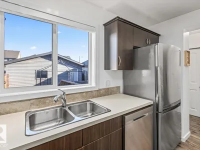 3122 ARTHURS CR SW photo 12