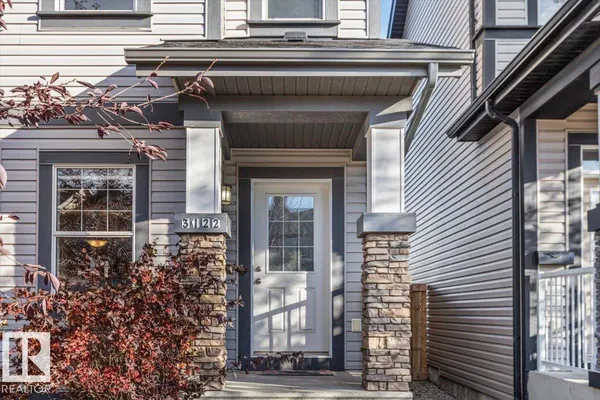 3122 ARTHURS CR SW photo 2