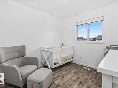 3122 ARTHURS CR SW photo 21