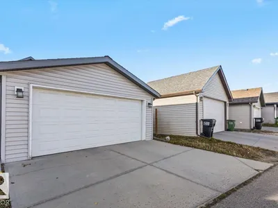 3122 ARTHURS CR SW photo 31