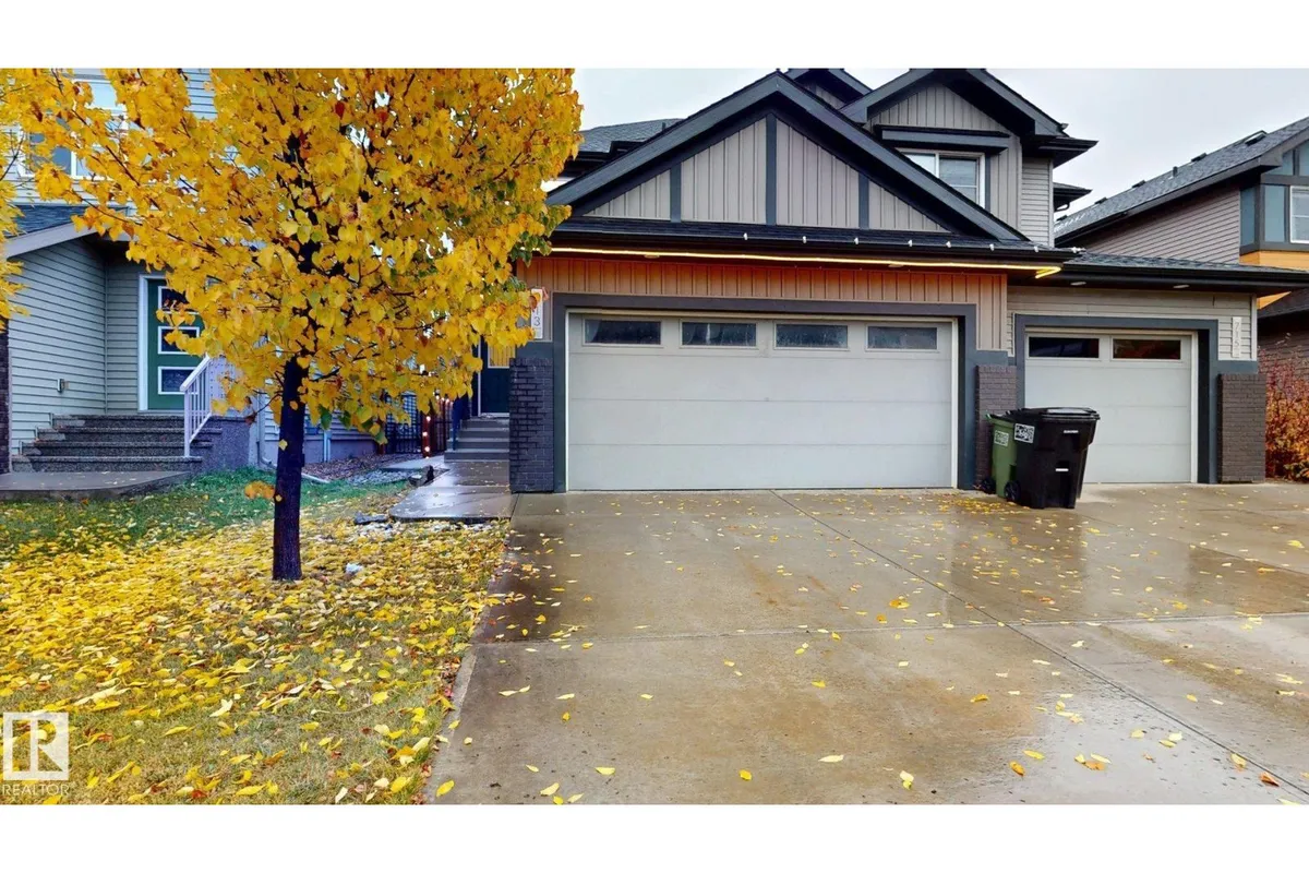 713 40 ST SW exterior