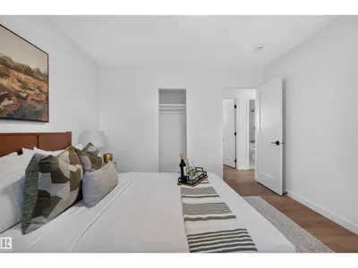 8507 52 ST NW photo 18