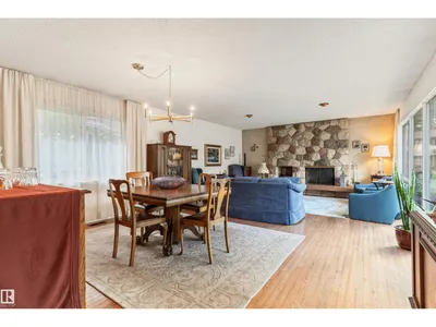 7 QUESNELL CR NW photo 6