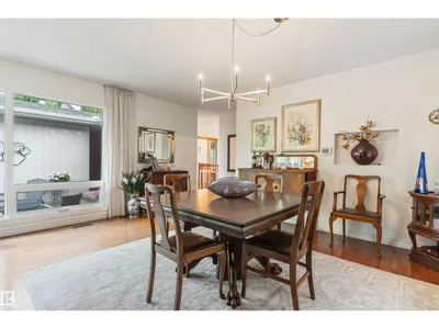 7 QUESNELL CR NW photo 8