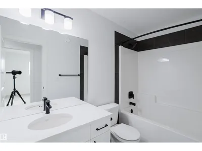 6215 29 AV SW photo 51