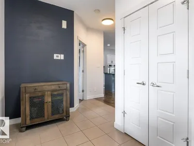 9056 SHAW WY SW photo 5