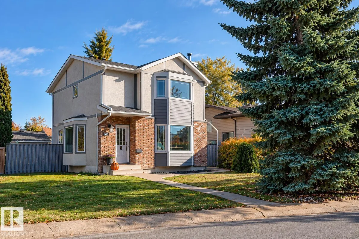 7019 189 ST NW exterior