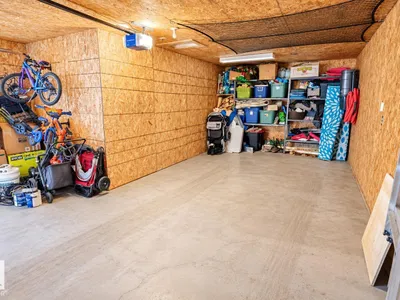 7019 189 ST NW photo 34