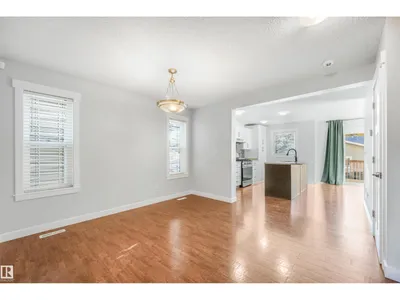 11236 89 ST NW photo 10