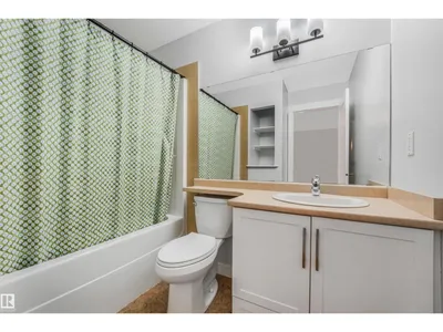 11236 89 ST NW photo 40