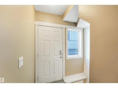 11236 89 ST NW photo 42