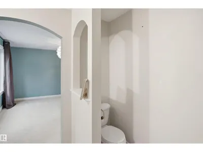 4616 209 ST NW photo 40