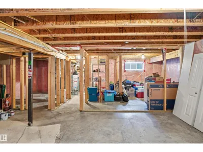 4616 209 ST NW photo 42