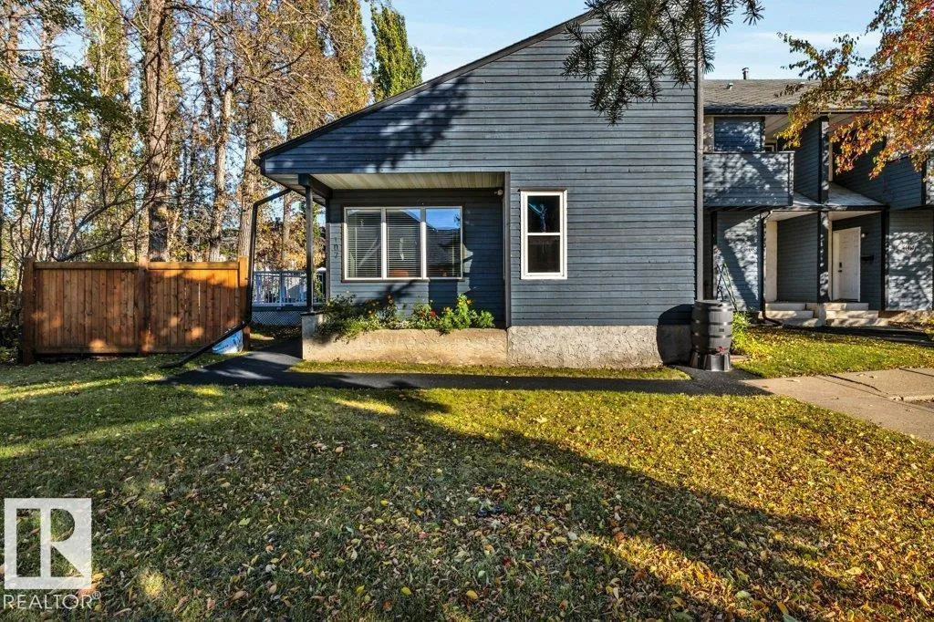 #107 81 Garden RD exterior